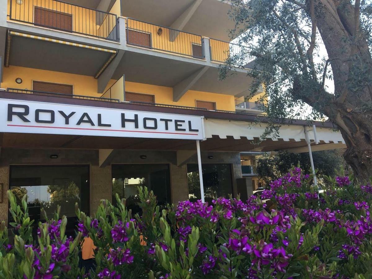 Hotel Royal San Benedetto del Tronto Exterior photo